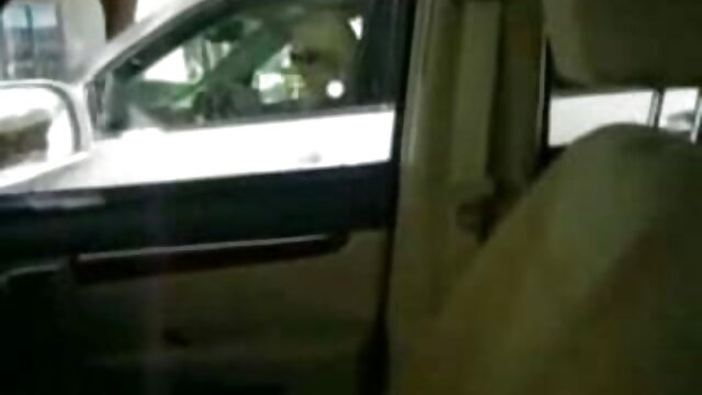 囚人は弁護士クーニーを取得します,彼に口を与え、セルで性交 女の子 の av 動画