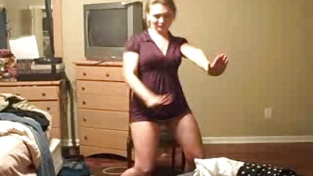 学生は監督をからかっていた 女の子 av 動画