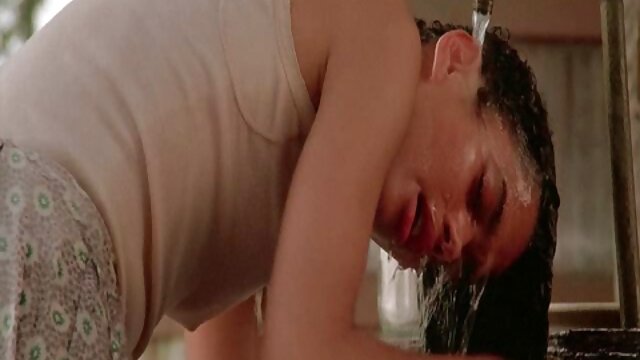 すべての穴に異なる裂け目の苗木を持つオプション 女の子 専用 エッチ 動画