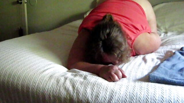 女の子にこぼれた穴-穴 エッチ 動画 女性