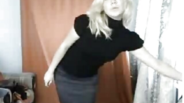 スレンダーな脚を持つ兼。 動画 女性 av