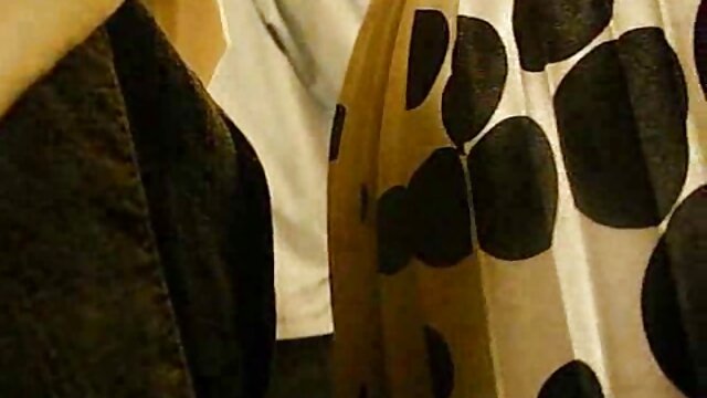 若いモデルのホットポルノ セックス 動画 女の子 向け