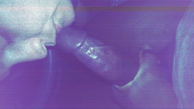 ブルネ 女性 av 動画