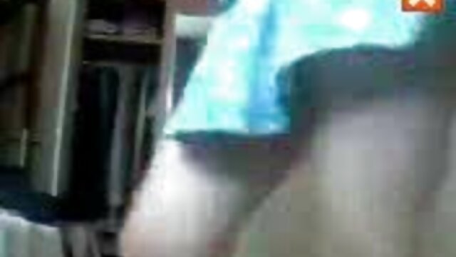 巨乳の美しいブロンドは、様々なポーズで男に犯されます 女の子 無料 動画 av