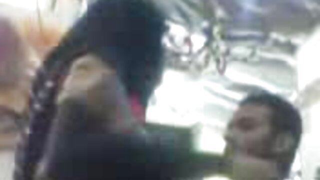 ラティーナとブレスレットに彼女のwristedメンバーの黒の後にフェラチオ セックス 女性 動画 無料